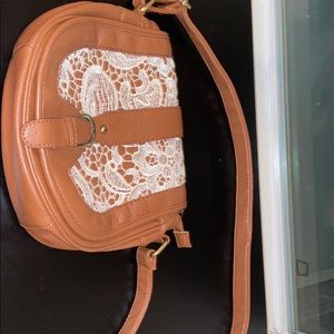 Crossover bag